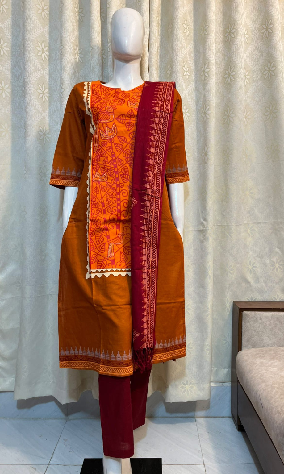 কাব্য। Knick-Knack Exclusive