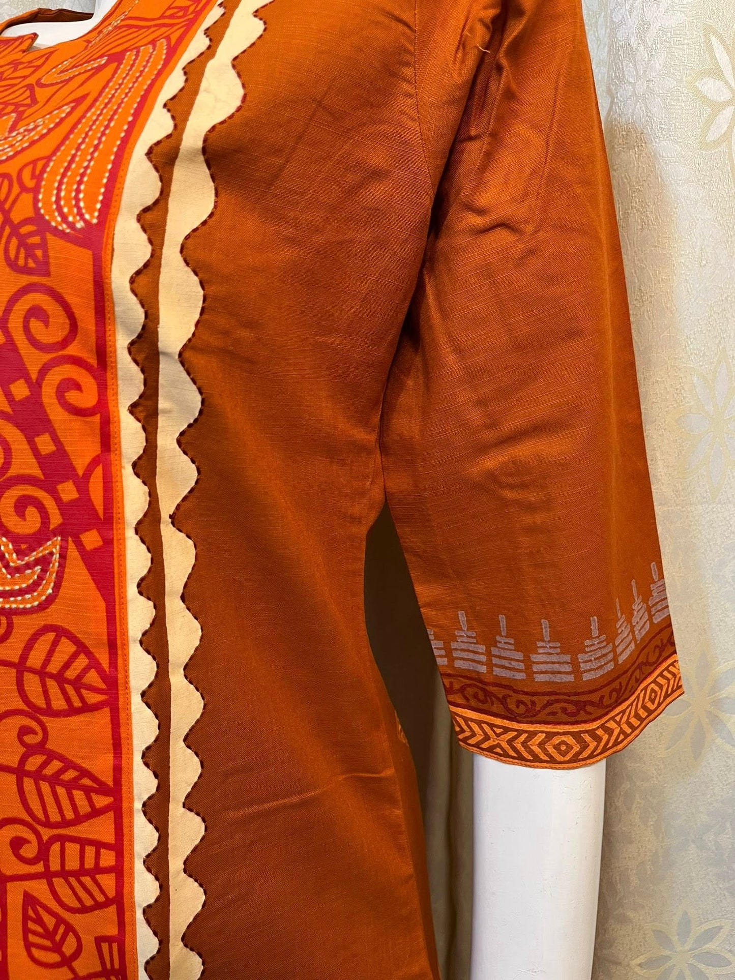 কাব্য। Knick-Knack Exclusive