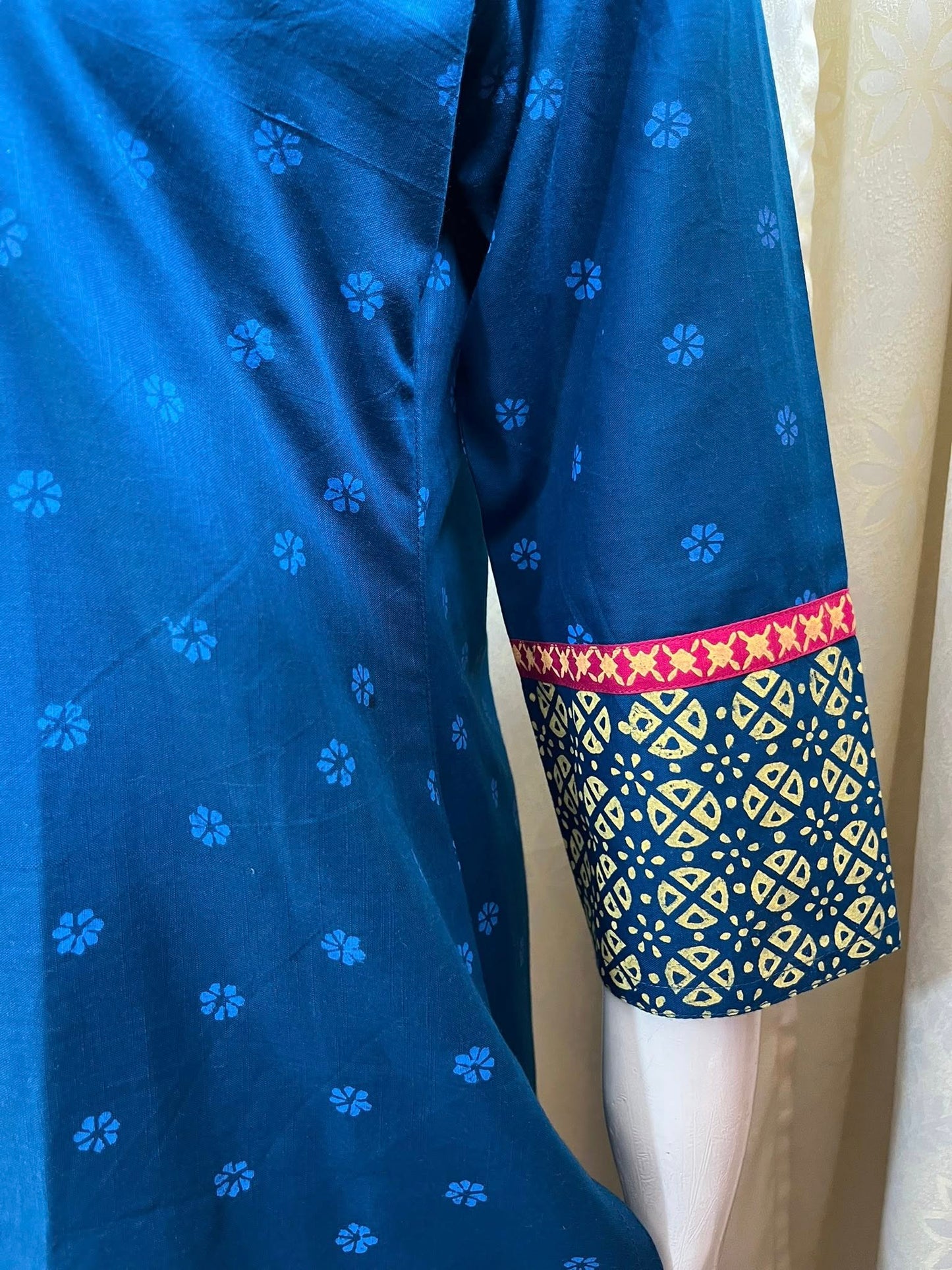 নীলাম্বর । Knick-Knack Exclusive