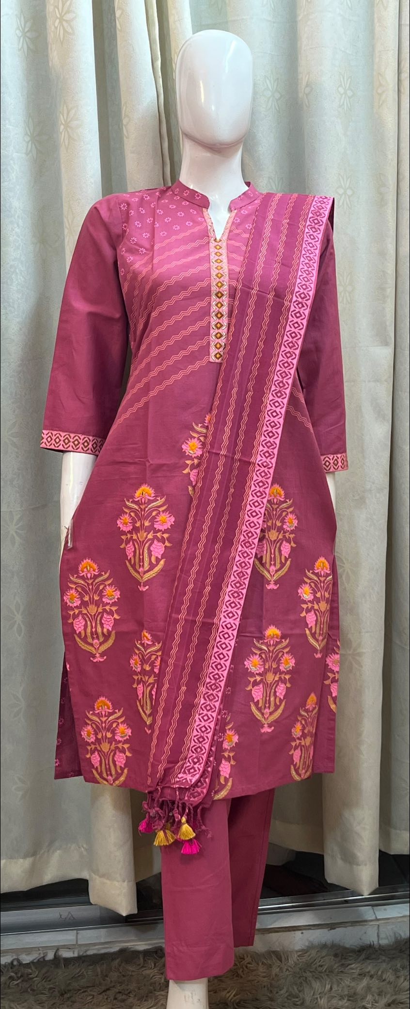 তটিনী । Knick-Knack Exclusive