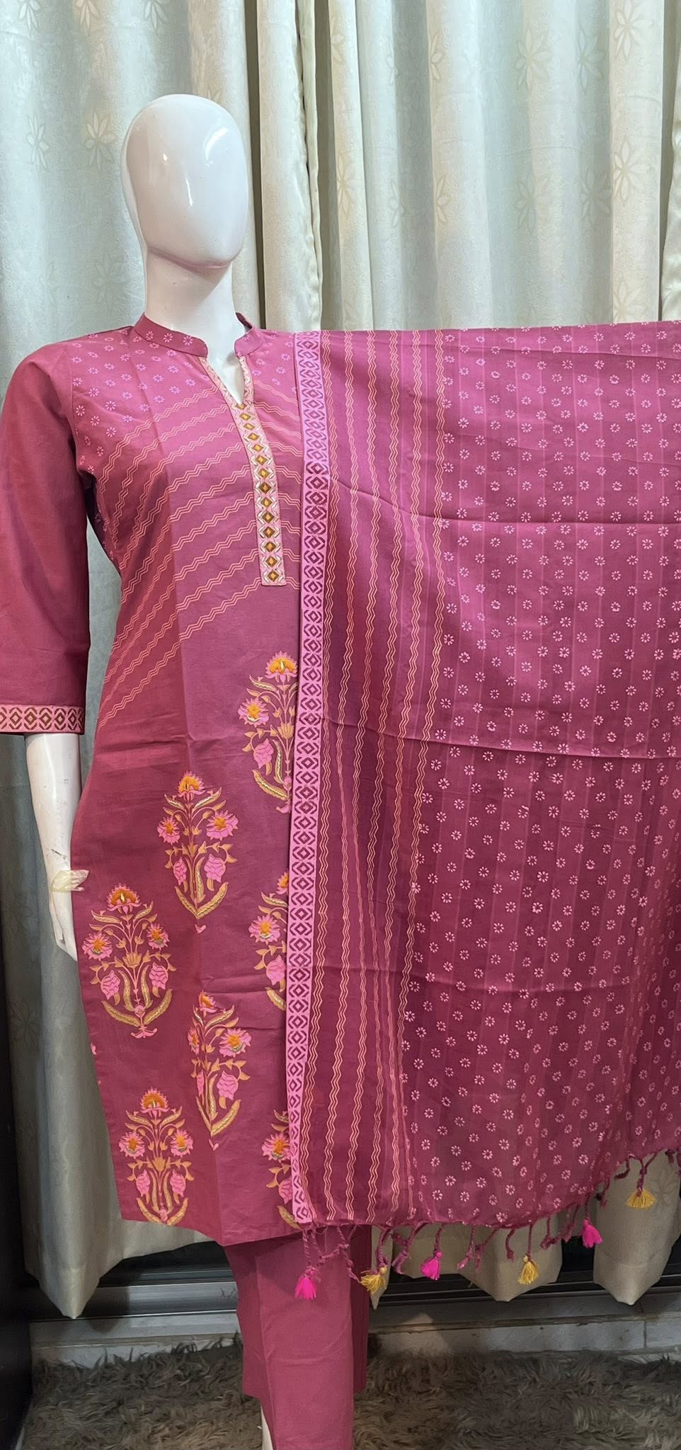 তটিনী । Knick-Knack Exclusive