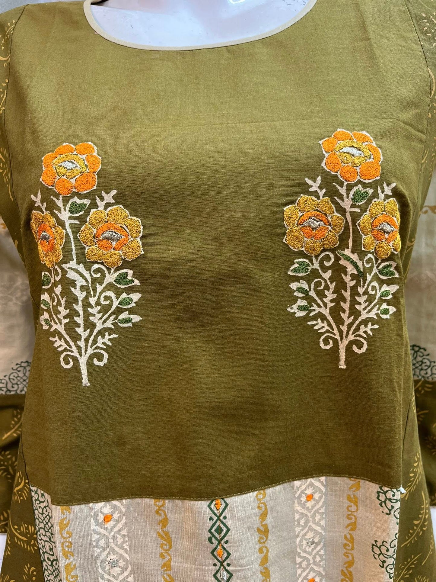 ক্যামেলিয়া । Knick-Knack Exclusive